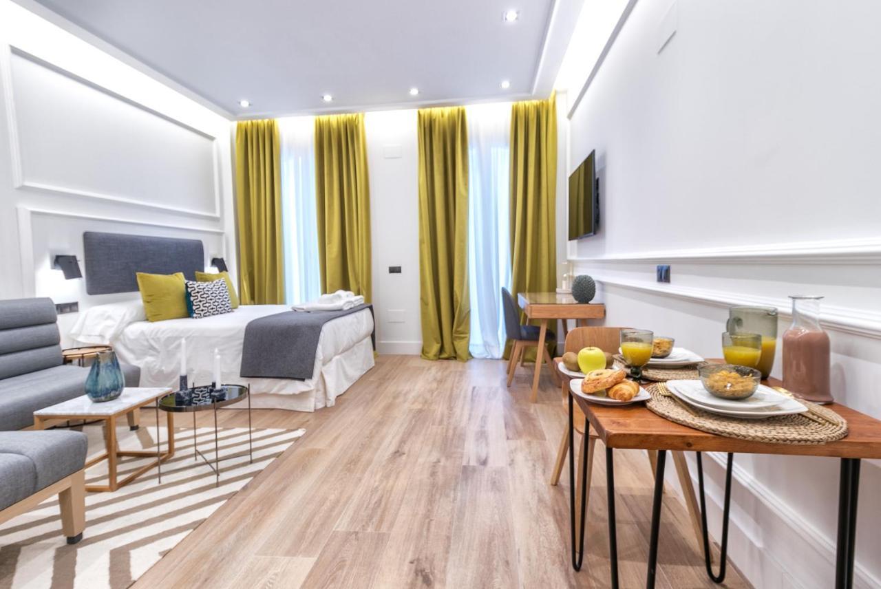 Livemalaga Centro Suites Ngoại thất bức ảnh